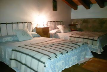 Restaurante-Hotel Picos Blancos camas